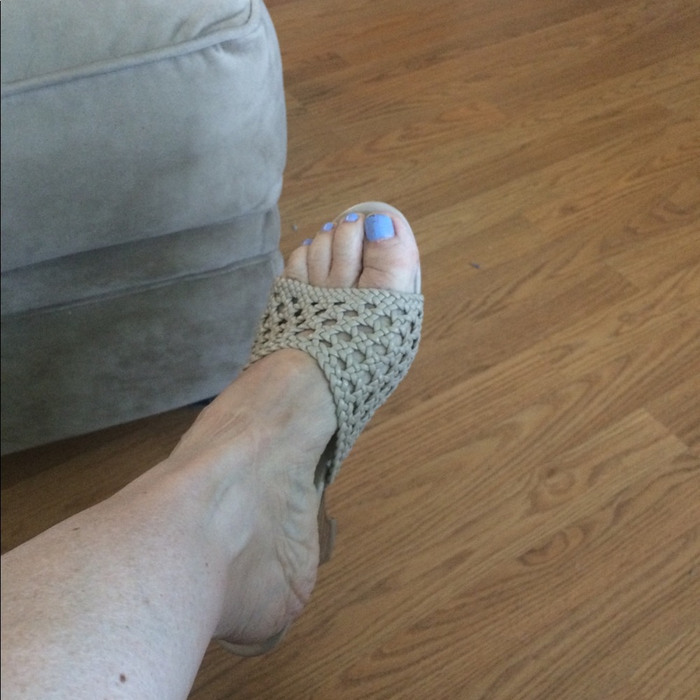 Sandals - Picture 7 of 8